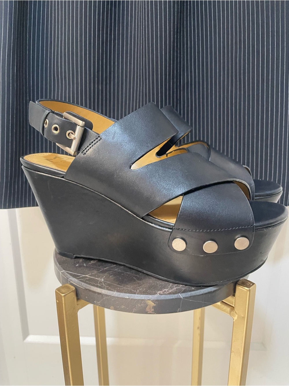 Marc Fisher Black Wedges Womens Bianka Leather Slingback
Wedge Sandals Size 7.5